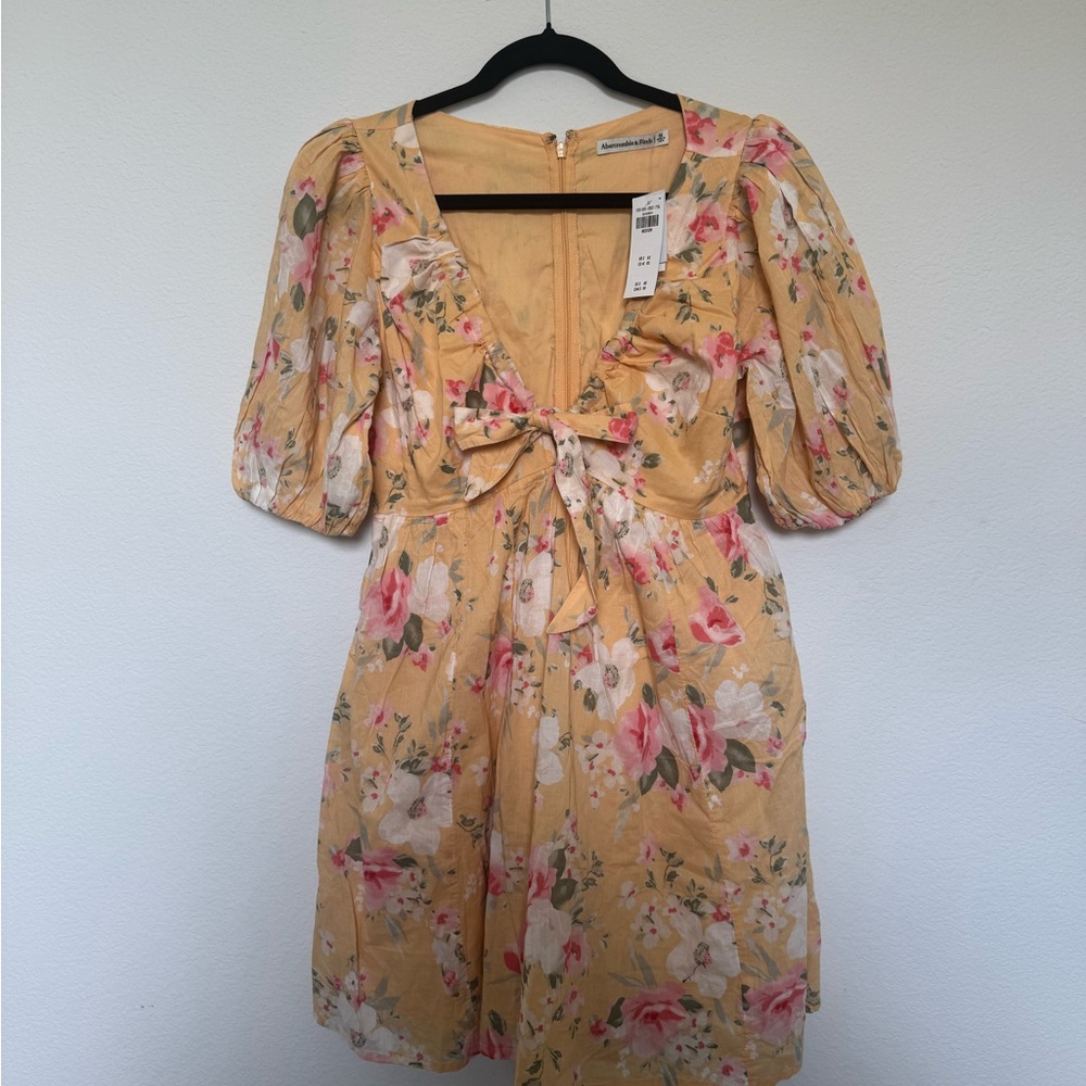 Abercrombie & Fitch Floral Yellow Dress